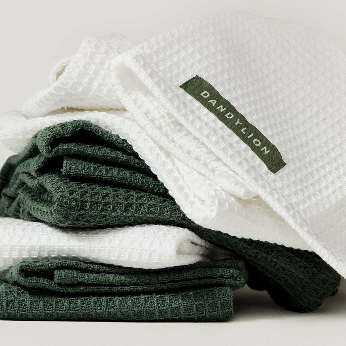 Paw Towel | White